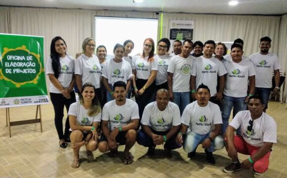 Durante oficina, lideranças indígenas e extrativistas pensam soluções para problemáticas de comunidades tradicionais de Rondônia